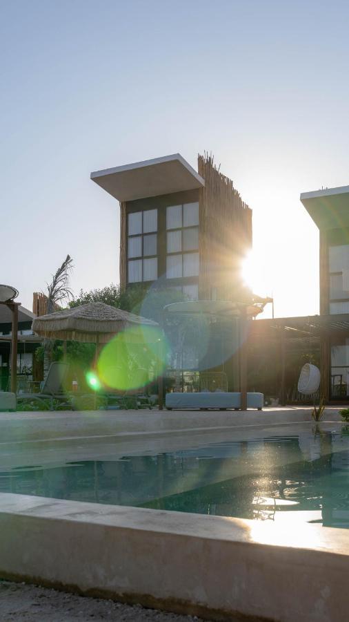 סלסטון Totem Beach Club מראה חיצוני תמונה
