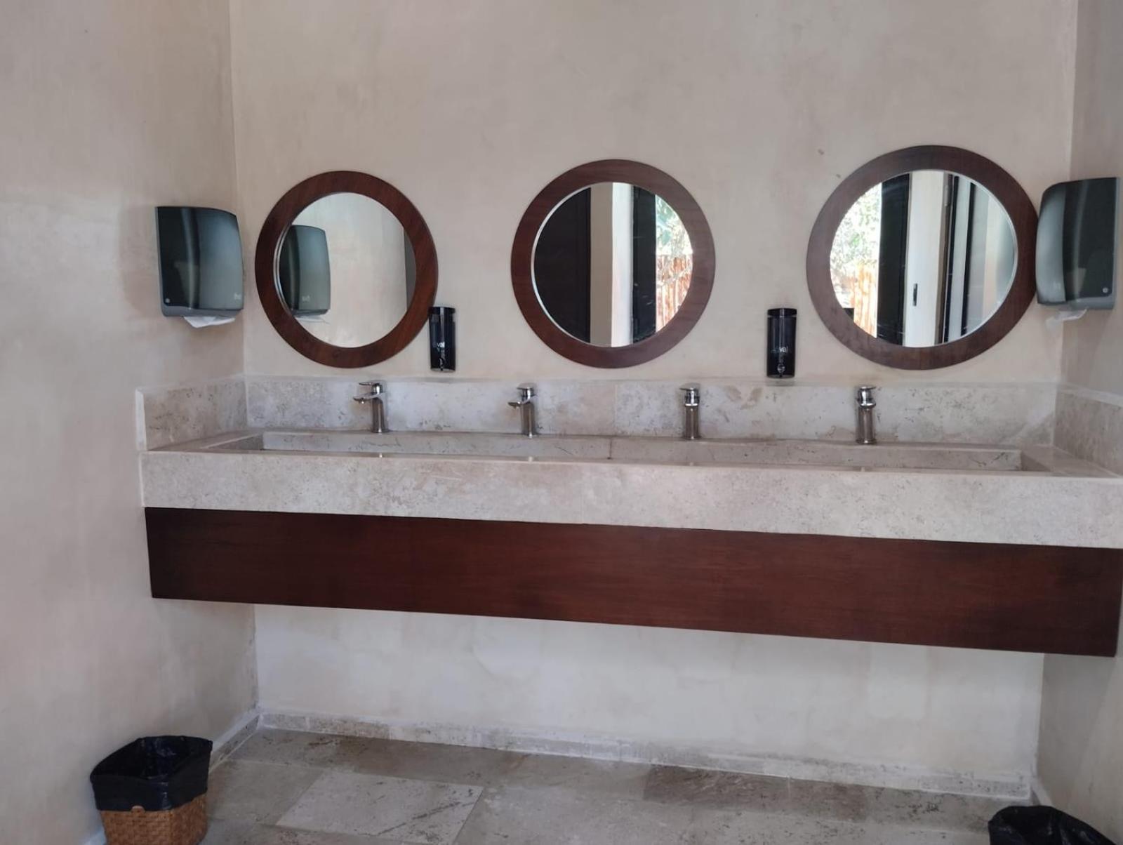 סלסטון Totem Beach Club מראה חיצוני תמונה